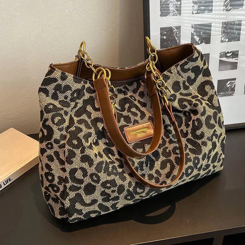 Selene | Chic Leopard Print Tote Bag