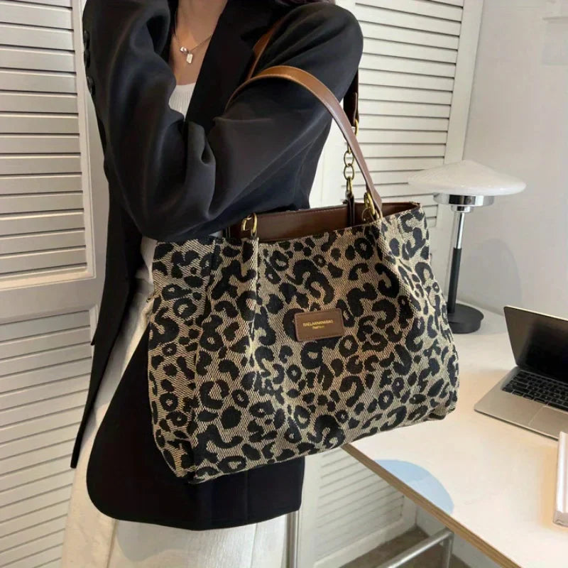 Selene | Chic Leopard Print Tote Bag