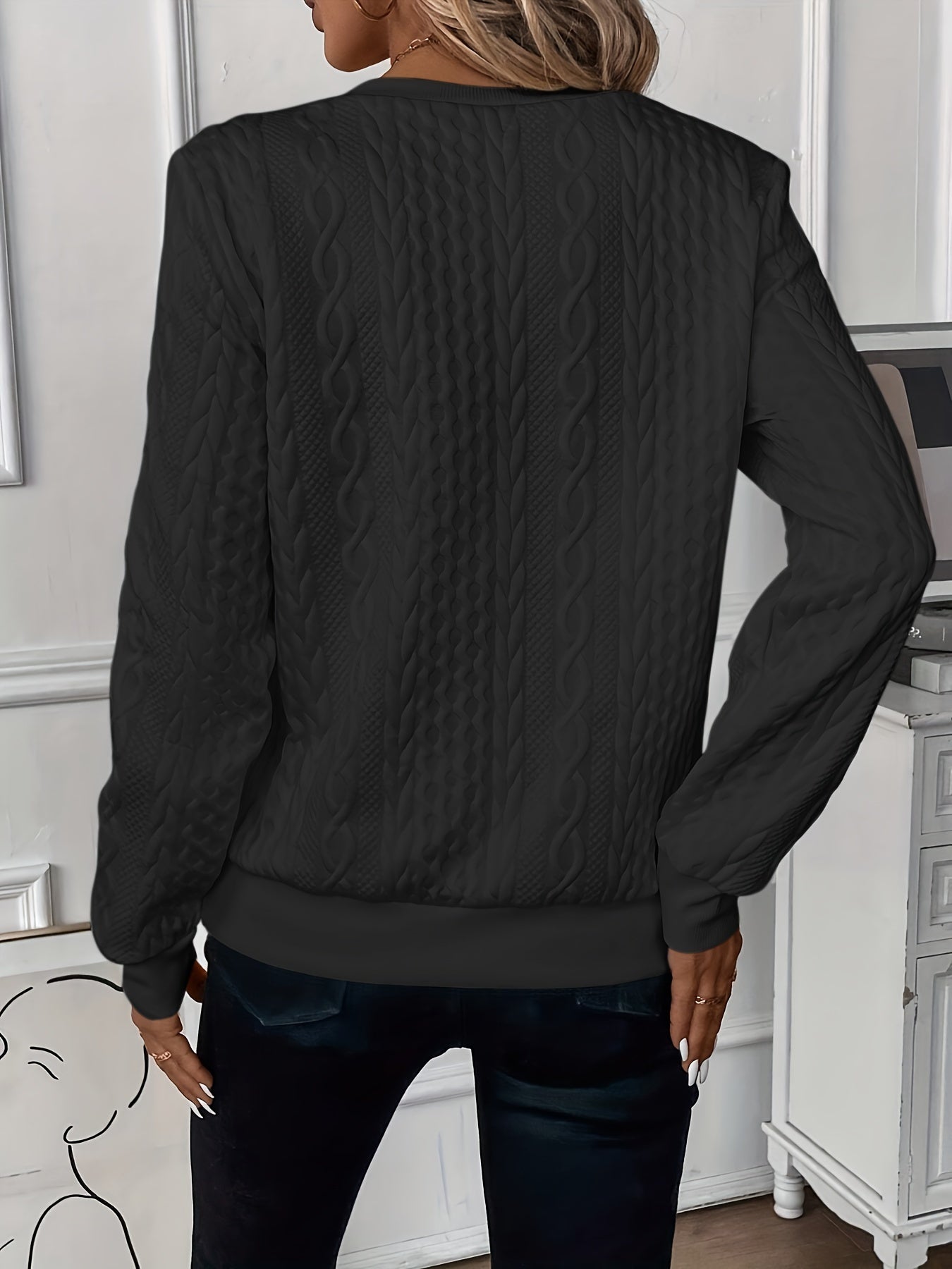 Tina | Classic Knitted Sweater