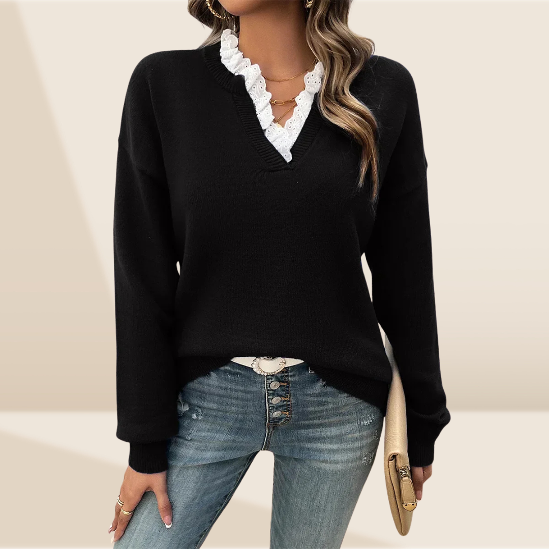 Vera | Elegant blouse with lace details