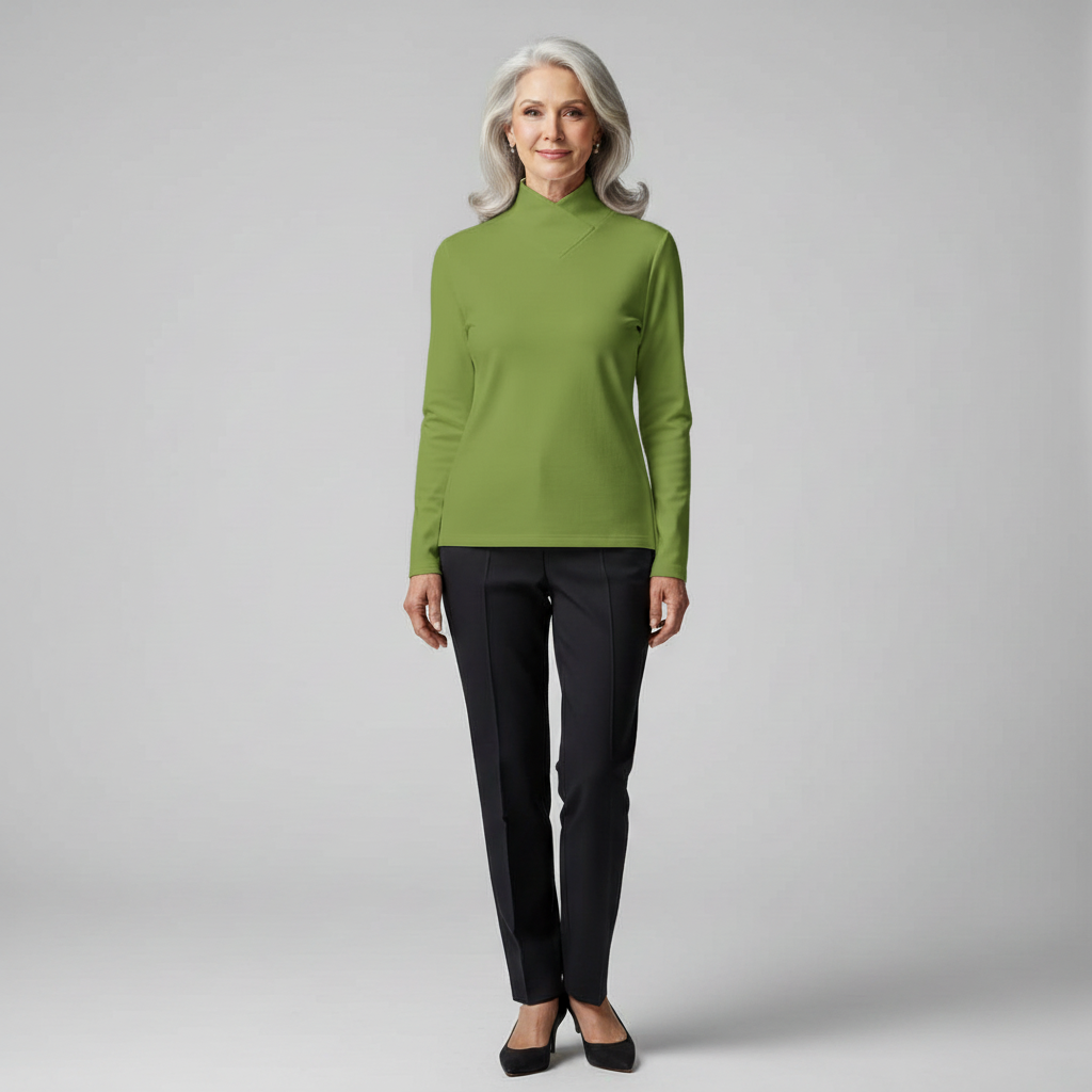 Beverley | Elegant Turtleneck Fit